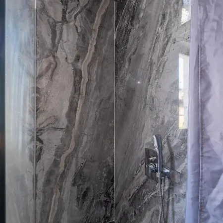 New Le Coin Bleu - Center