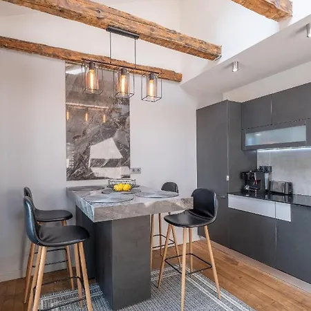 New Le Coin Bleu - Center Appartement *