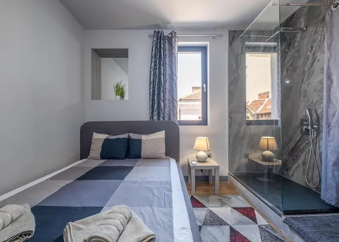 New Le Coin Bleu - Center