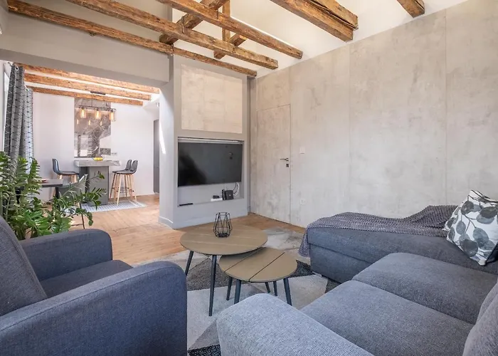 New Le Coin Bleu - Center Appartement *