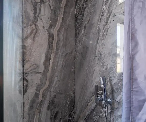 New Le Coin Bleu - Center