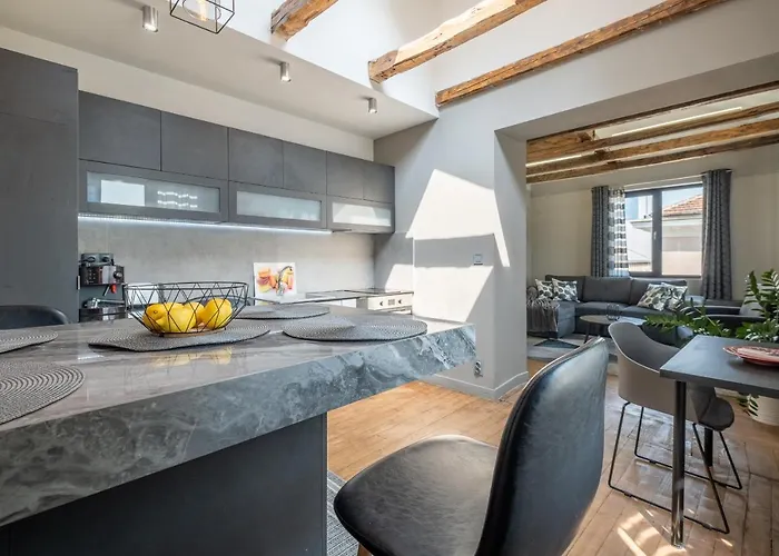 New Le Coin Bleu - Center