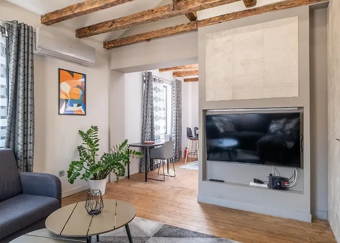 New Le Coin Bleu - Center *